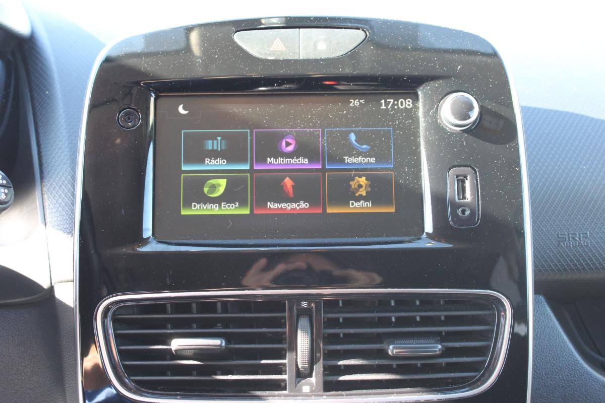 renault-clio-sport-tourer-2019-diesel-1461cc