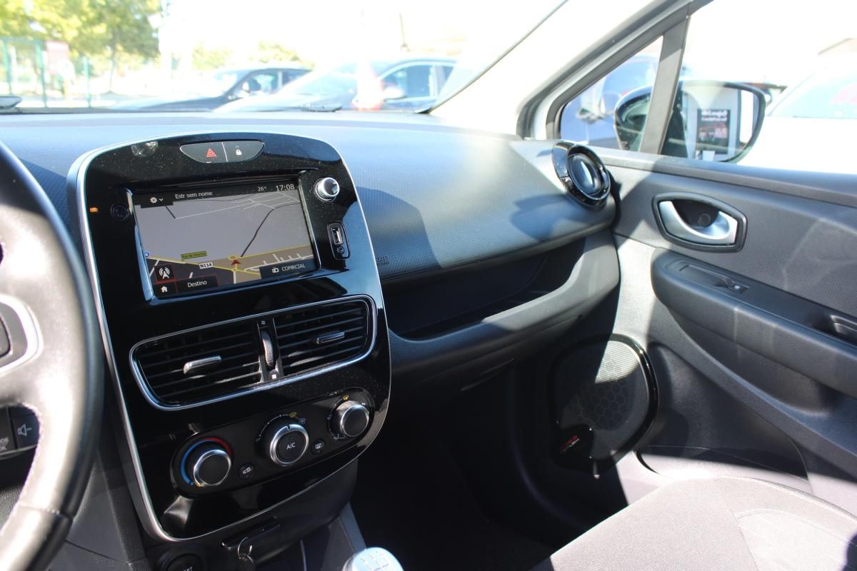 renault-clio-sport-tourer-2019-diesel-1461cc