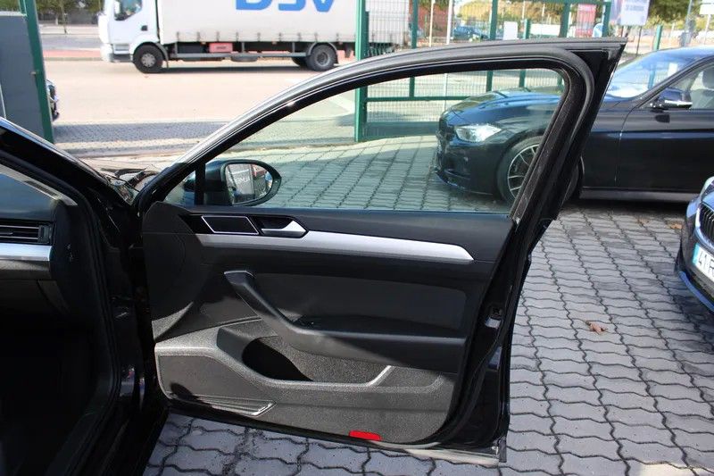 volkswagen-passat-variant-2015-diesel-1968cc