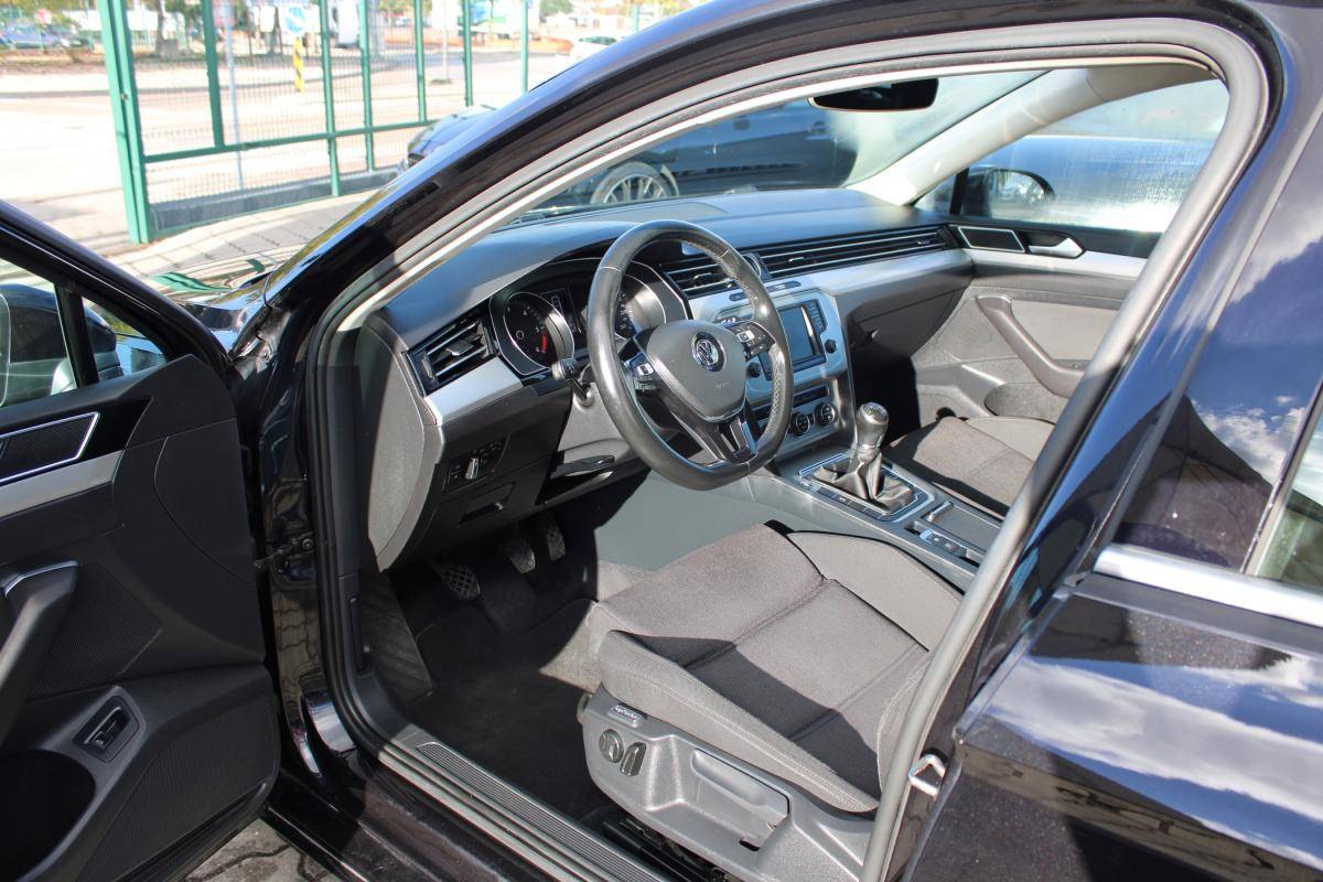 volkswagen-passat-variant-2015-diesel-1968cc