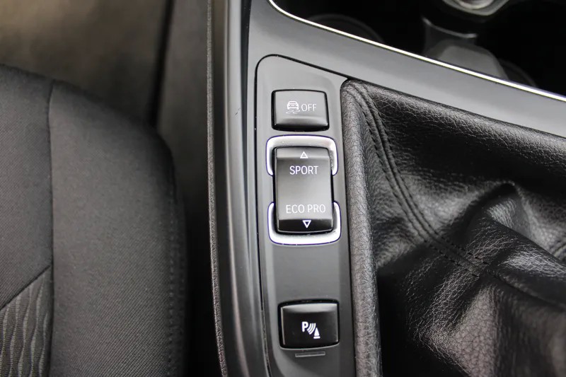 bmw-serie-1-2019-diesel-1496cc