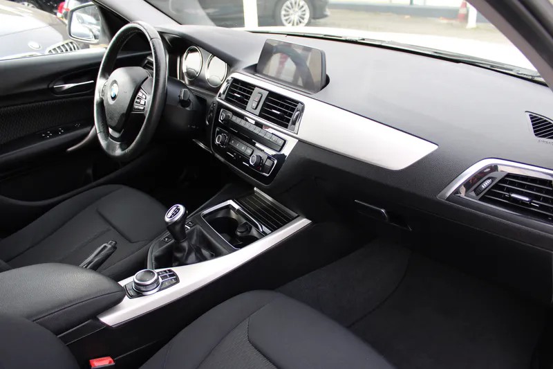 bmw-serie-1-2019-diesel-1496cc