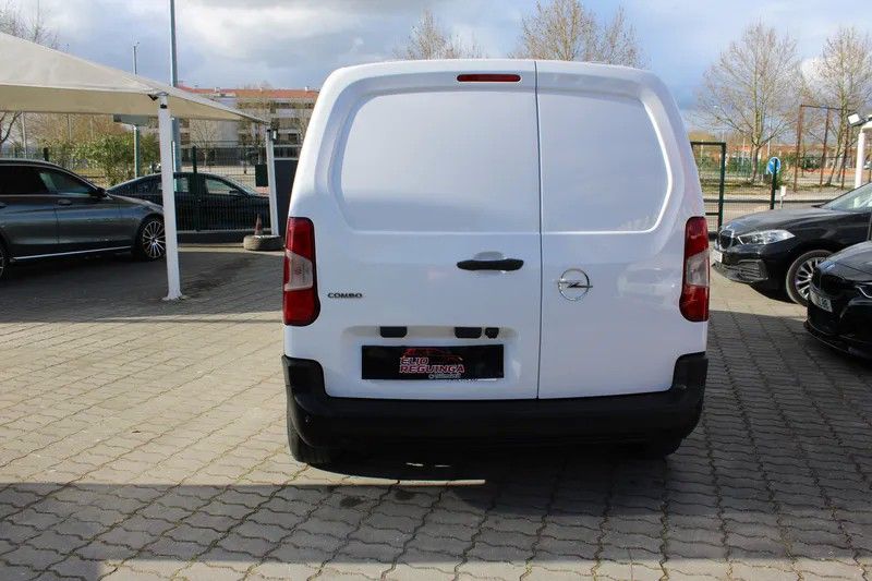 opel-combo-2024-diesel-1499cc
