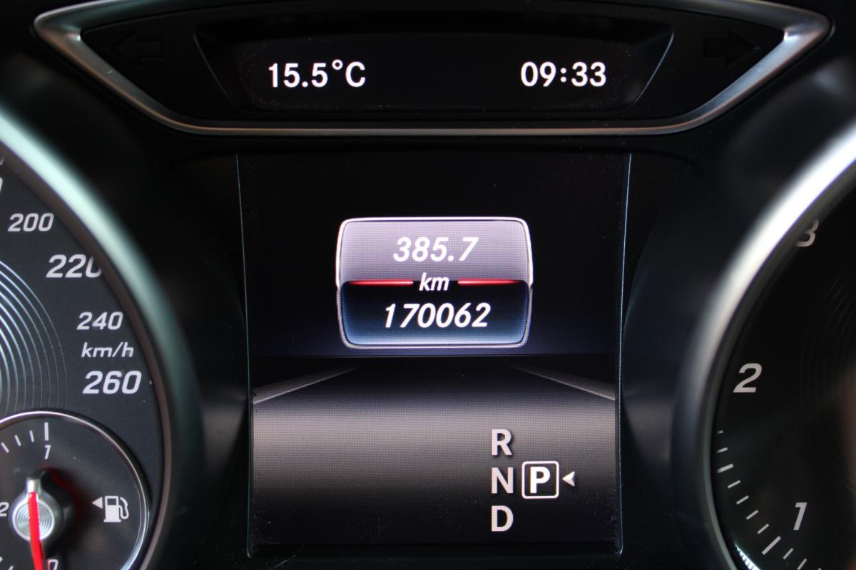 mercedes-benz-gla-2018-diesel-2143cc