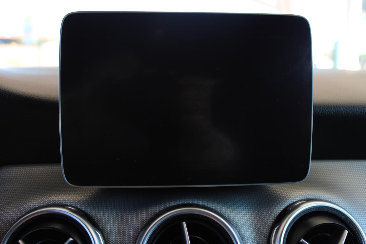 mercedes-benz-gla-2018-diesel-2143cc