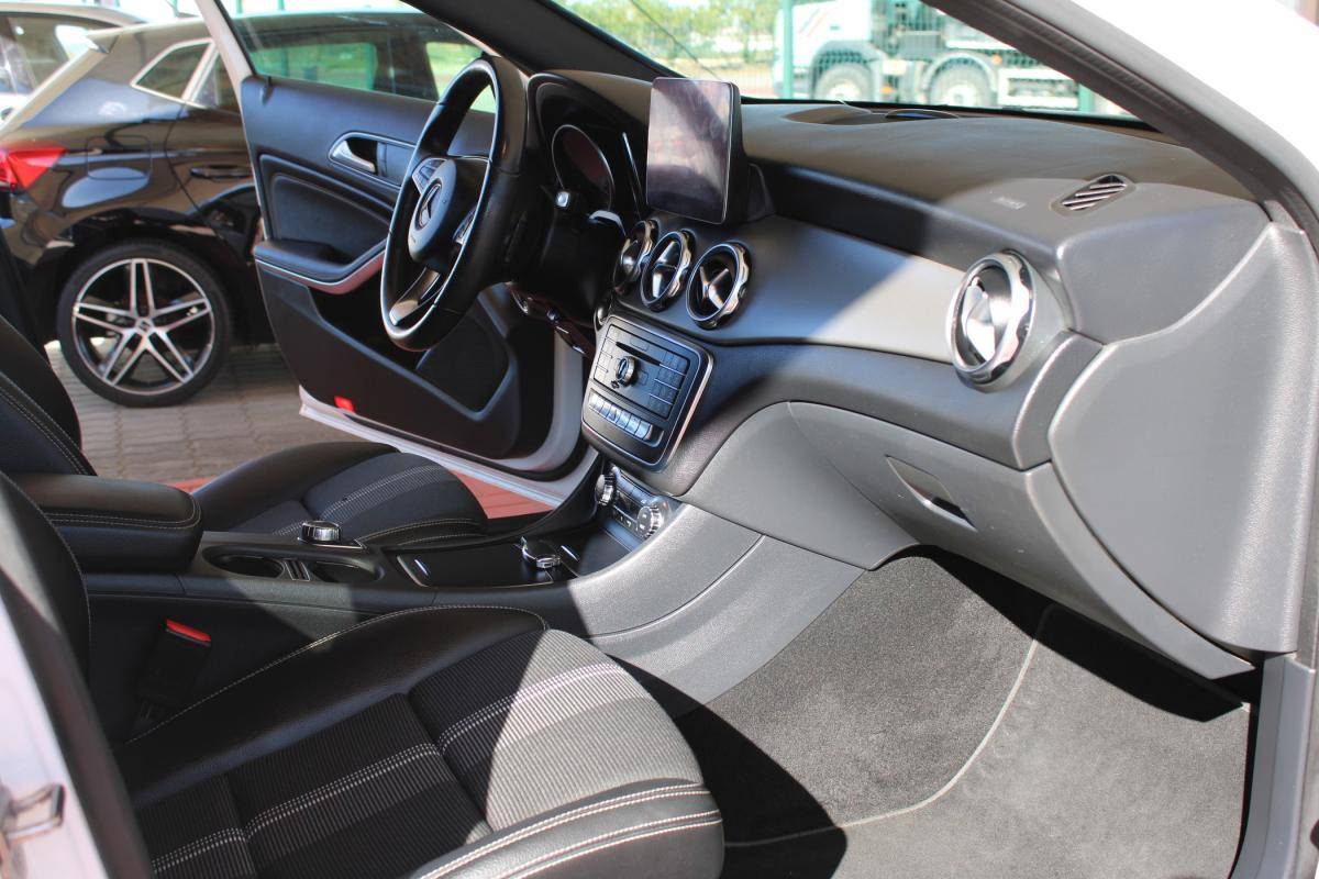 mercedes-benz-gla-2018-diesel-2143cc