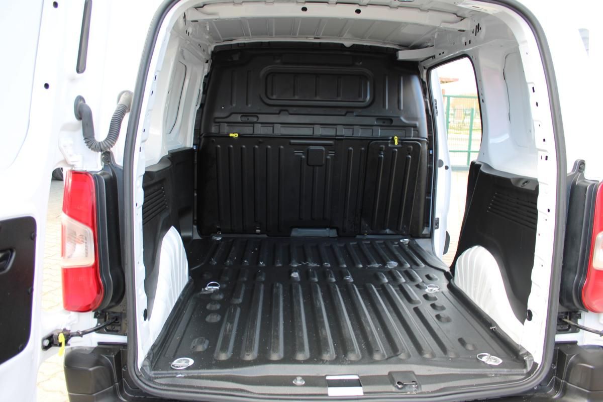 opel-combo-2024-diesel-1499cc
