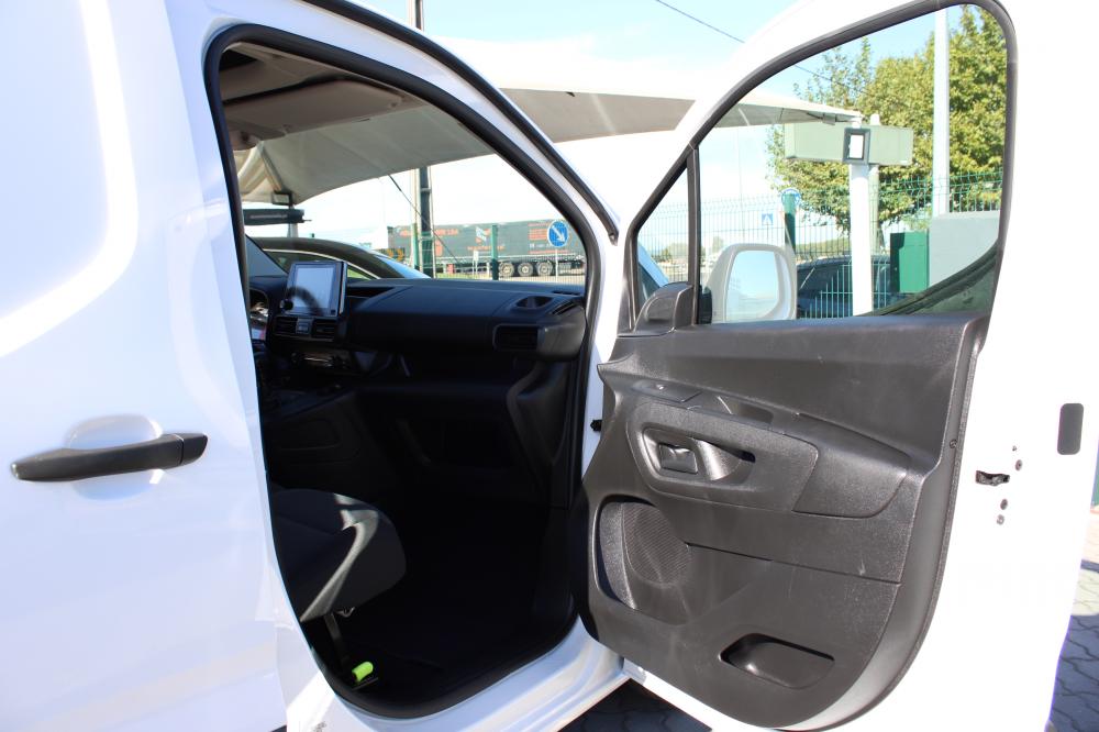 citroen-berlingo-2023-diesel-1499cc