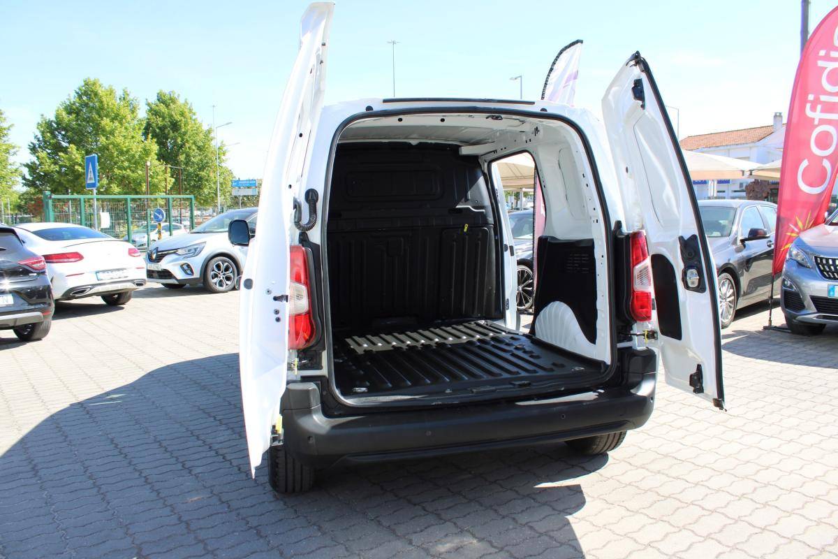 citroen-berlingo-2022-diesel-1499cc
