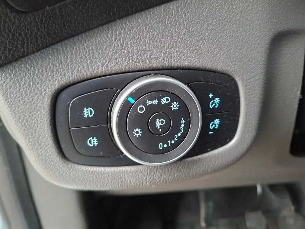 ford-transit-connect-2020-diesel-1499cc