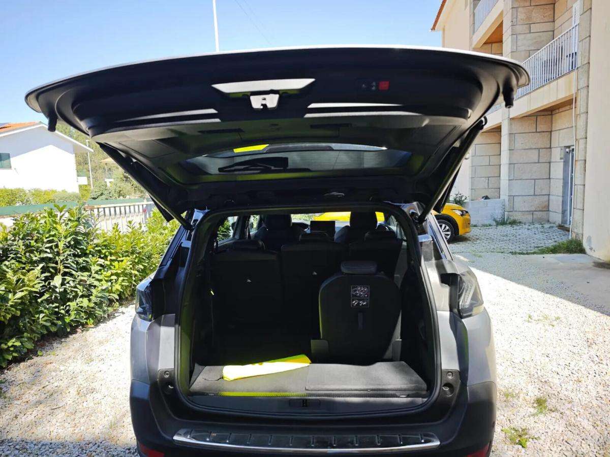 peugeot-5008-2024-gasolina-1199cc