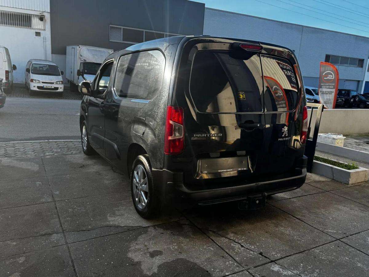 peugeot-partner-2019-diesel-1560cc