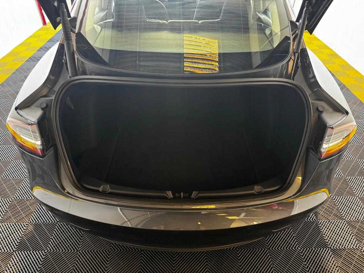 tesla-model-3-2021-eletrico-0cc