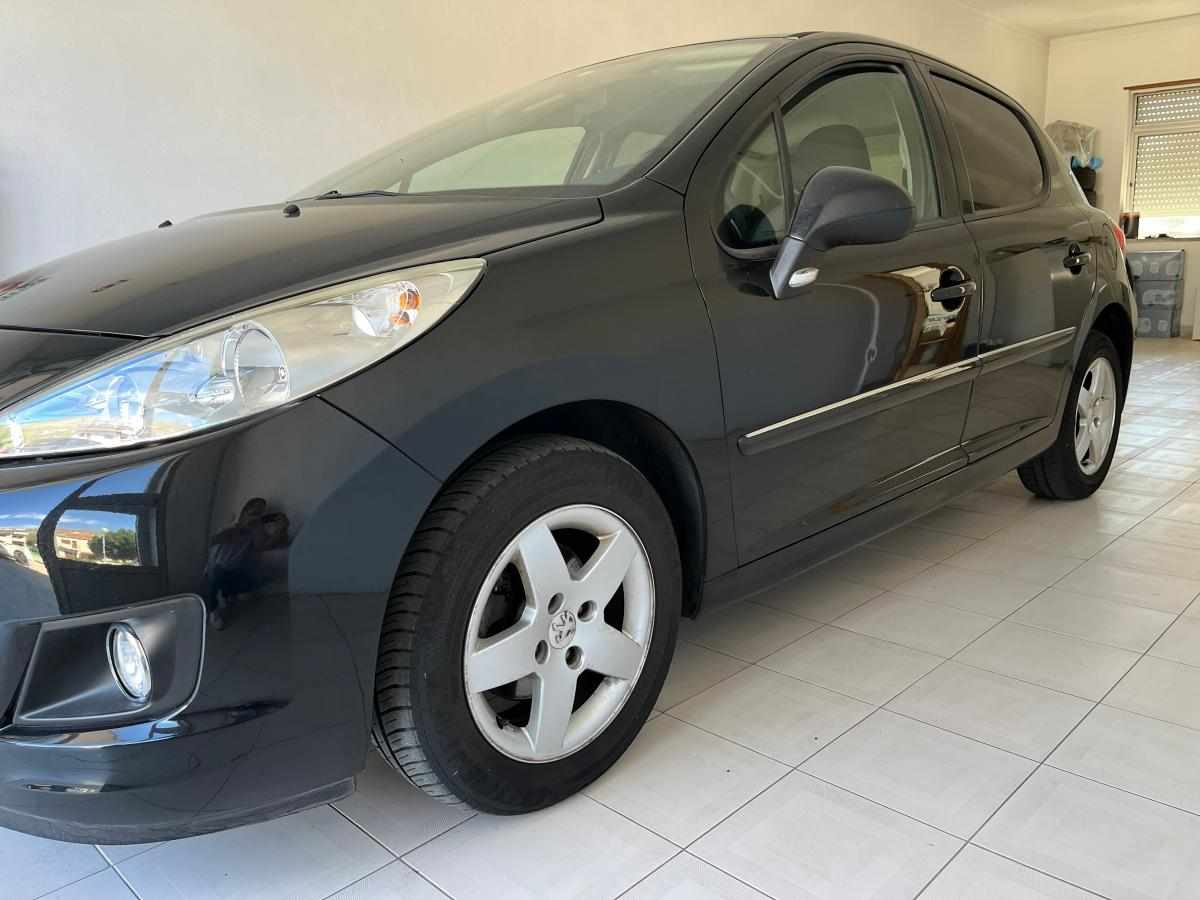 peugeot-207-1-4-hdi-2011-diesel-1398cc