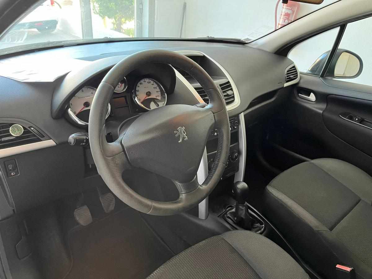 peugeot-207-1-4-hdi-2011-diesel-1398cc