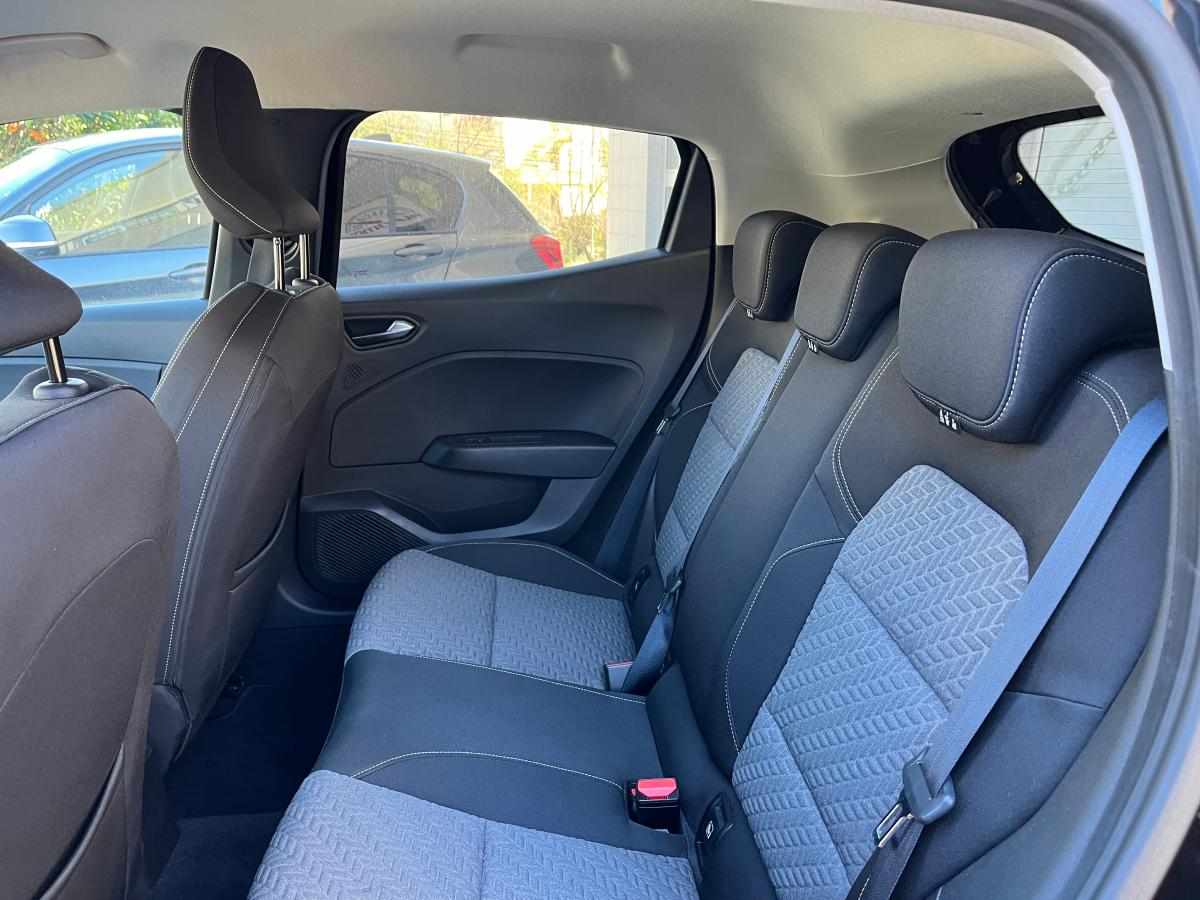 renault-clio-1-5-blue-dci-2023-diesel-1461cc