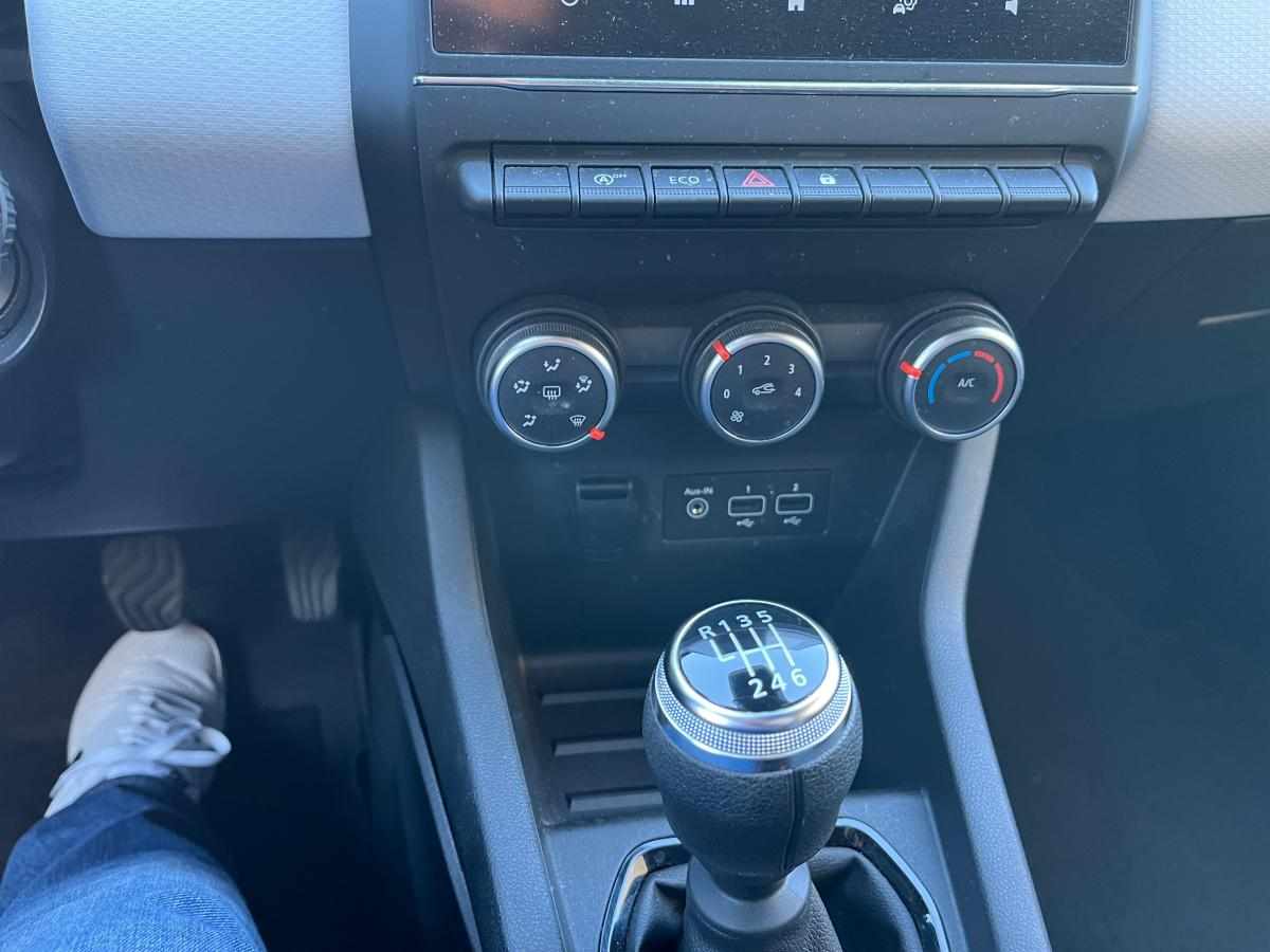 renault-clio-1-5-blue-dci-2023-diesel-1461cc