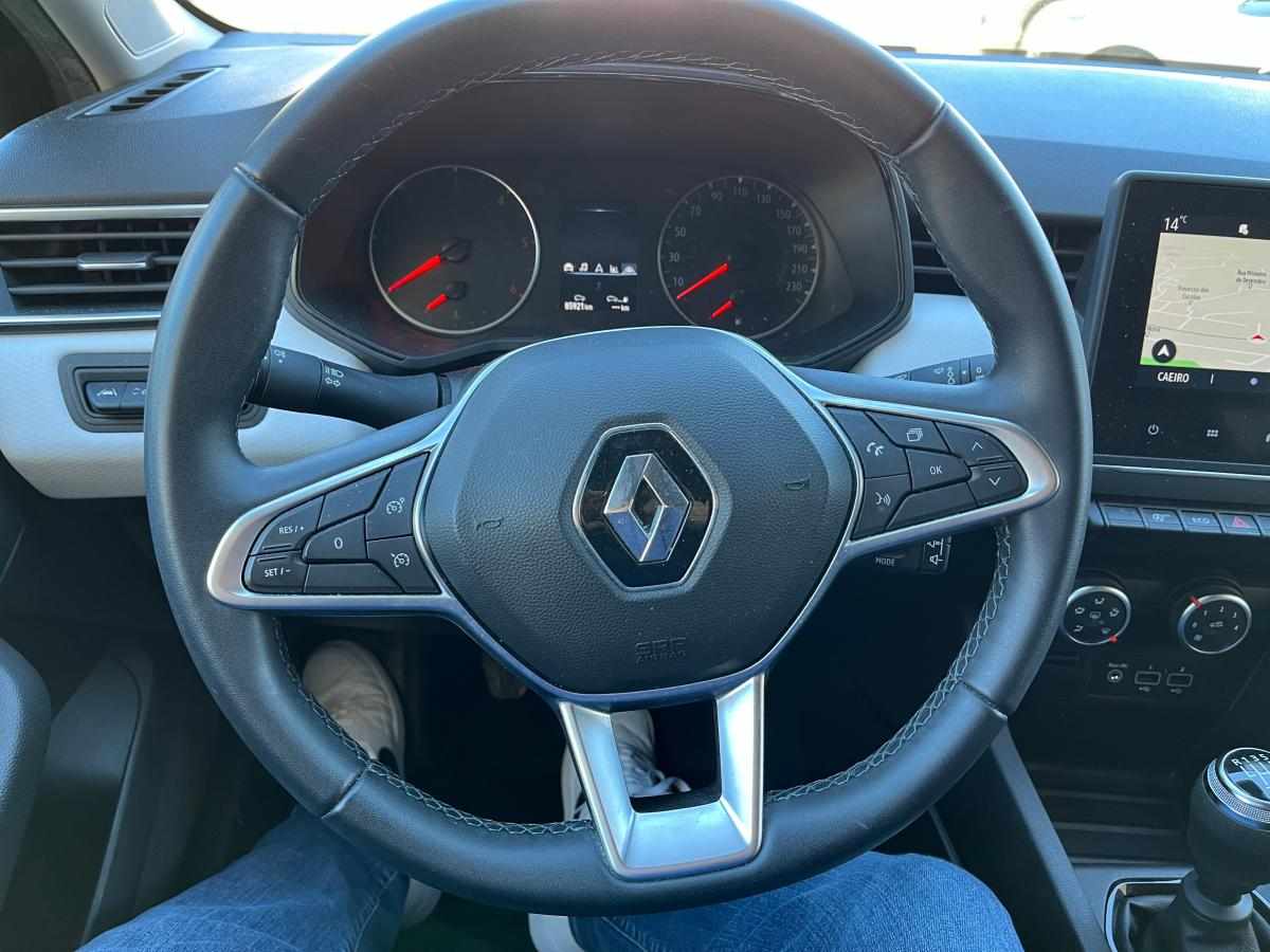 renault-clio-1-5-blue-dci-2023-diesel-1461cc