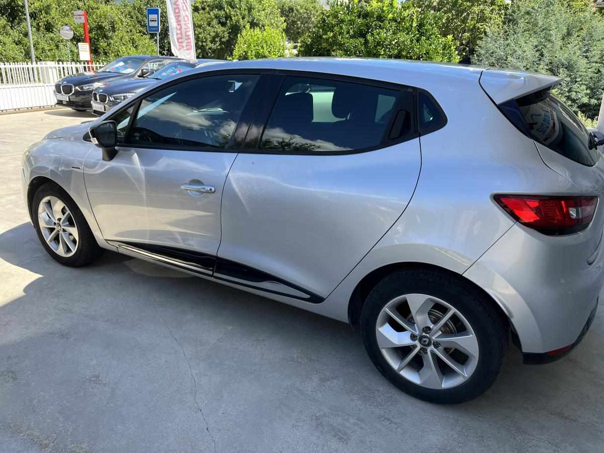 renault-clio-0-9-tce-2016-gasolina-898cc