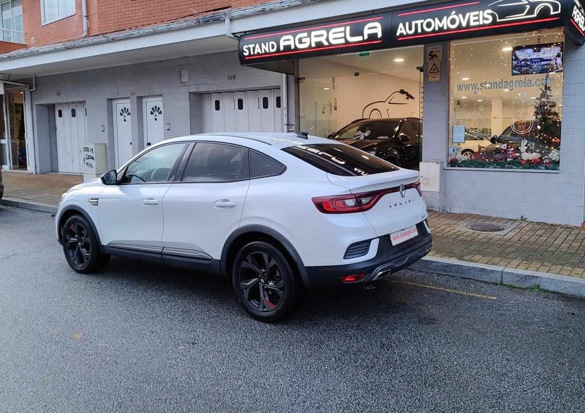 renault-arkana-2023-hibrido-a-gasolina-1598cc