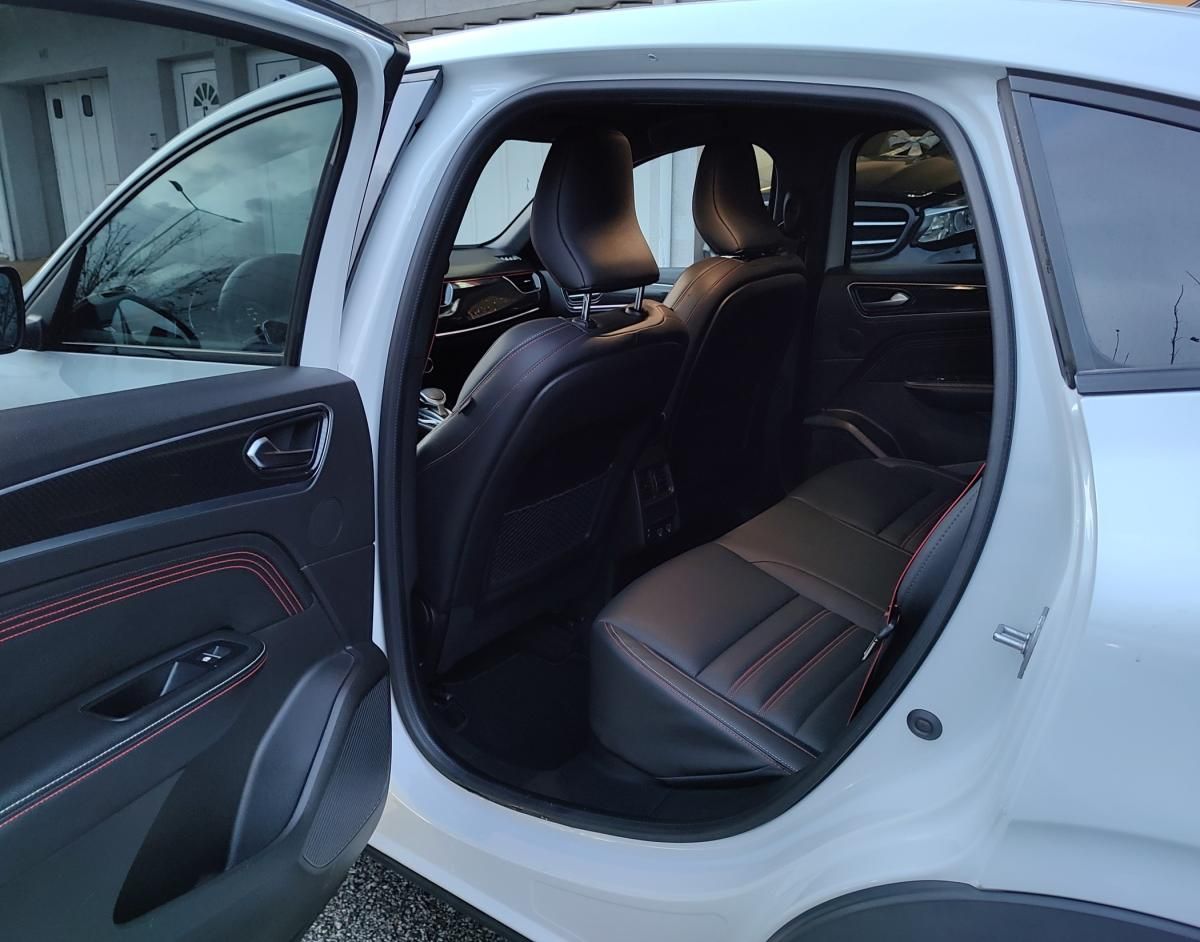 renault-arkana-2023-hibrido-a-gasolina-1598cc