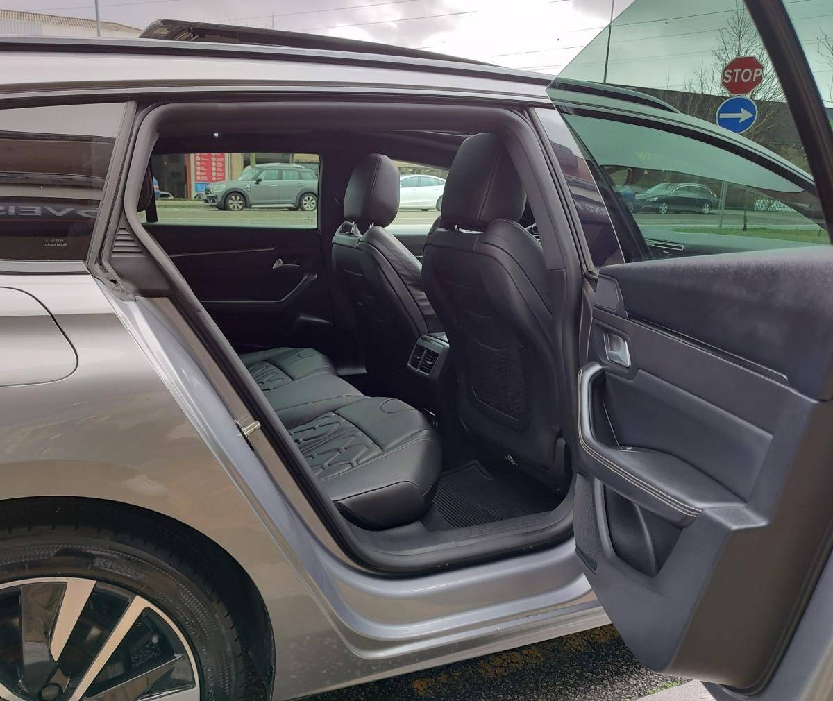 peugeot-508-sw-2021-hibrido-a-gasolina-1598cc