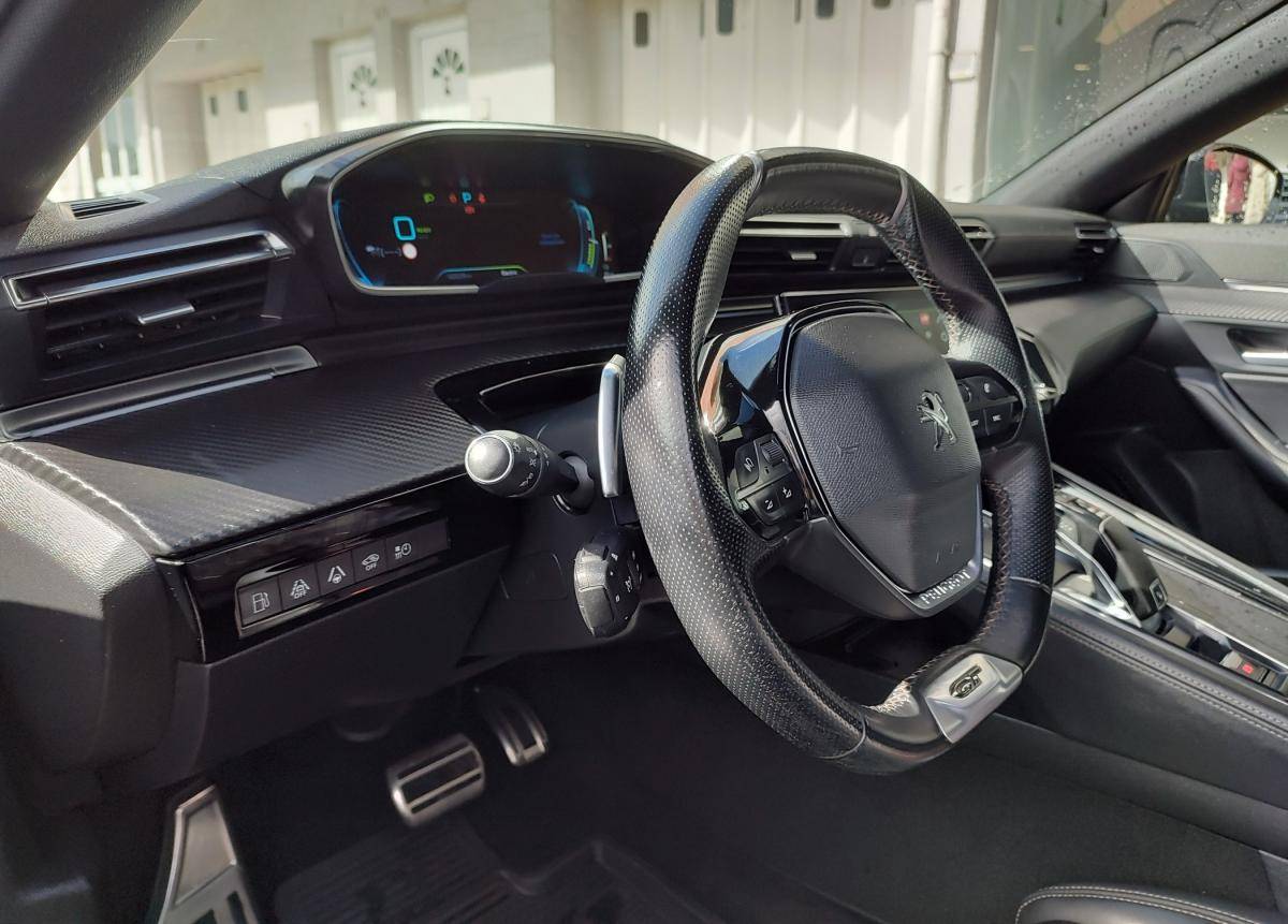 peugeot-508-sw-2021-hibrido-a-gasolina-1598cc