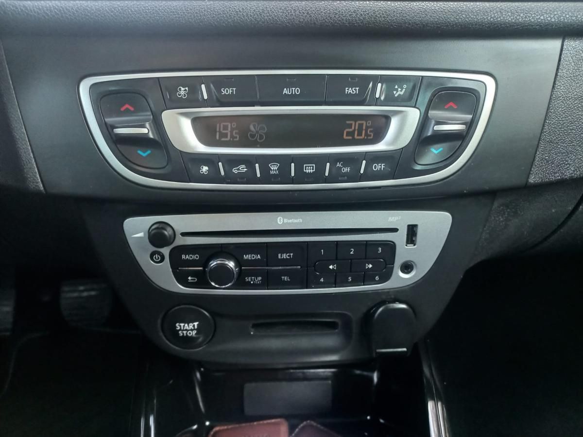renault-megane-2014-diesel-1598cc