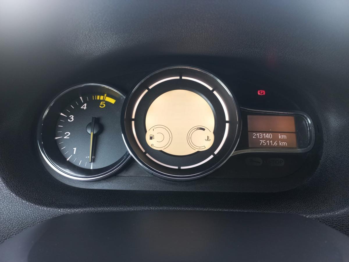 renault-megane-2014-diesel-1598cc