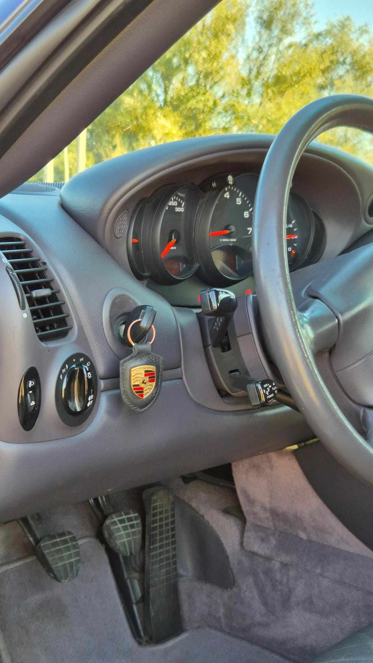 porsche-911-2000-gasolina-3400cc
