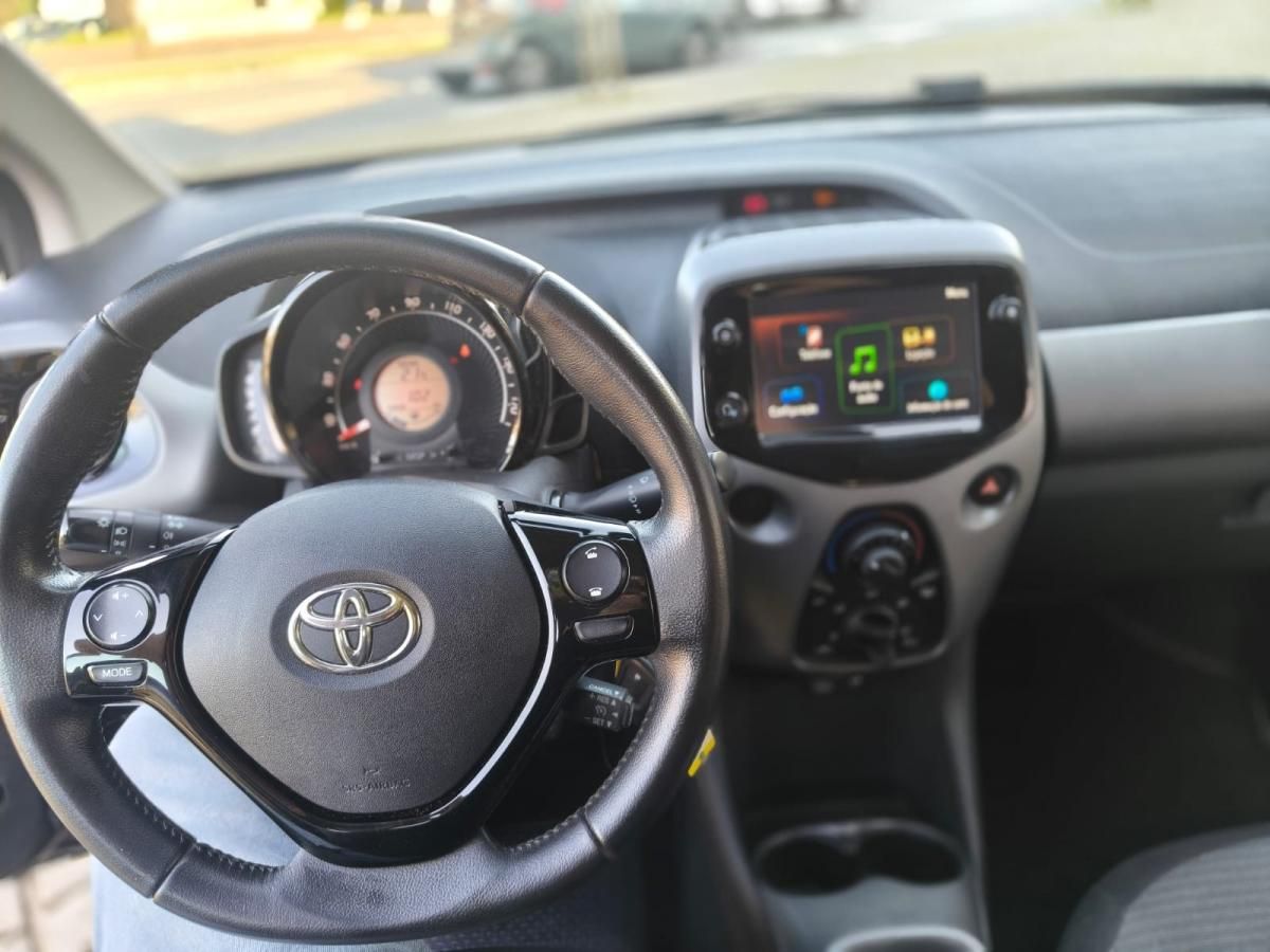 toyota-aygo-x-2021-gasolina-998cc