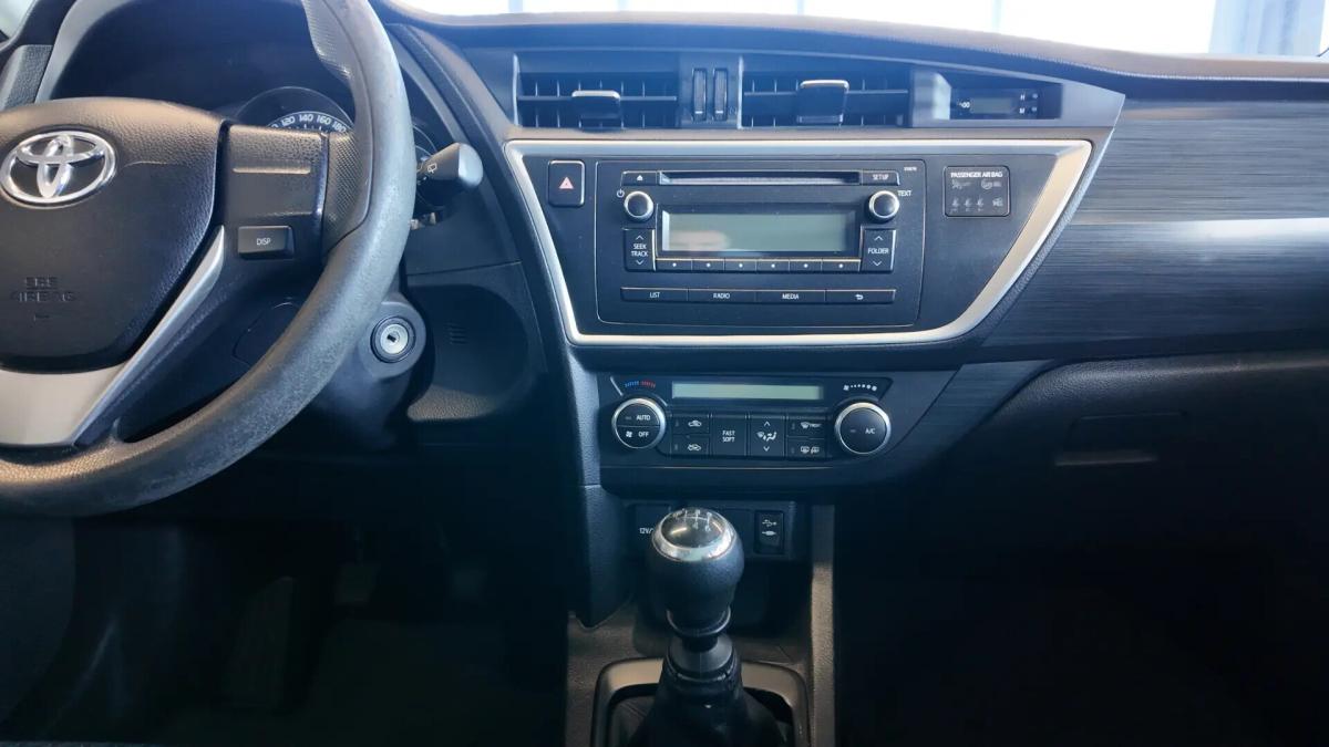 toyota-auris-2013-diesel-1364cc