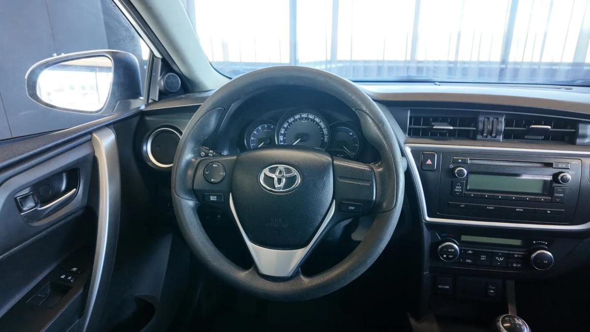 toyota-auris-2013-diesel-1364cc