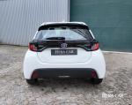 toyota-yaris-2022-hibrido-a-gasolina-1490cc