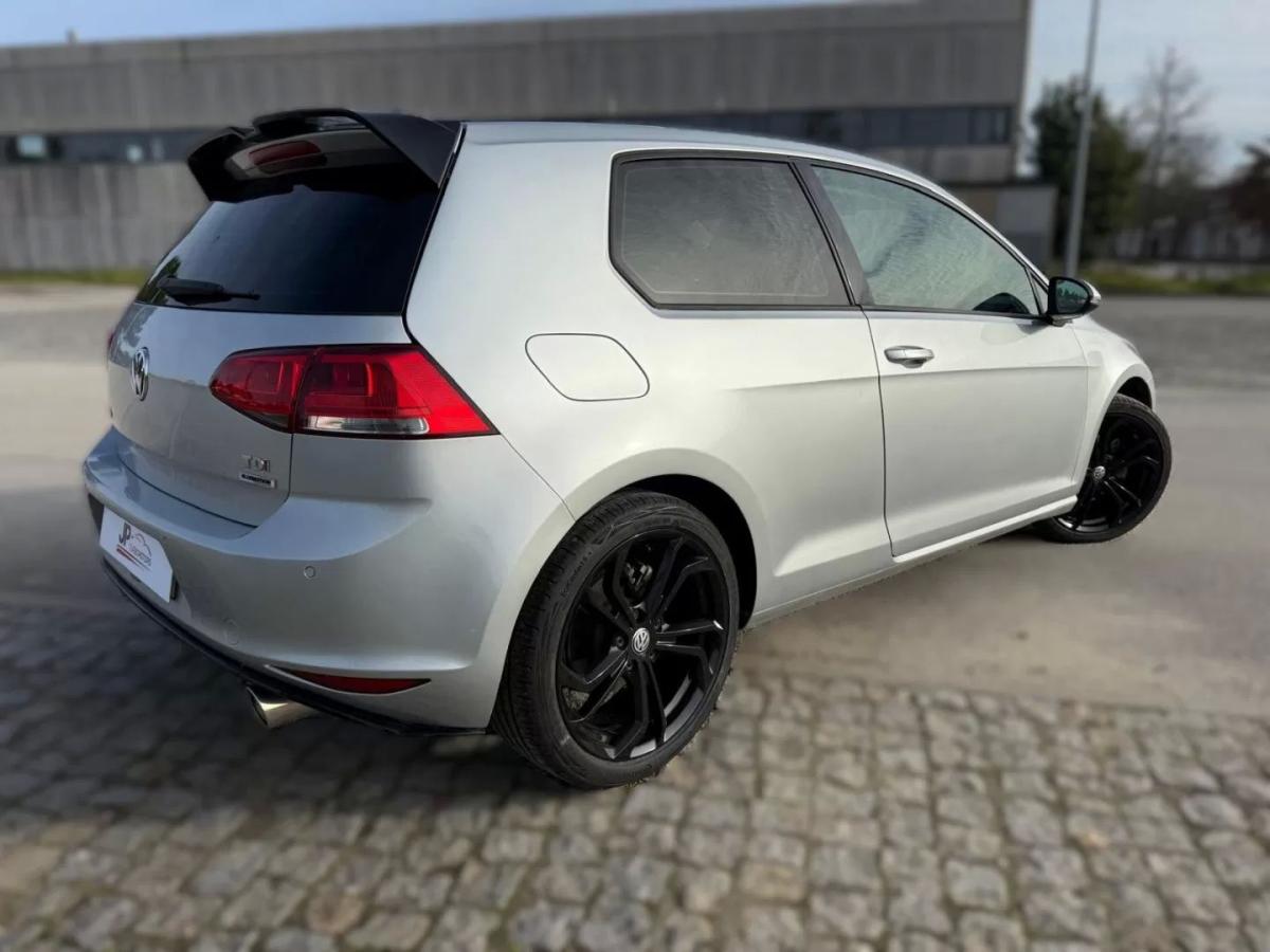 volkswagen-golf-2016-diesel-1598cc