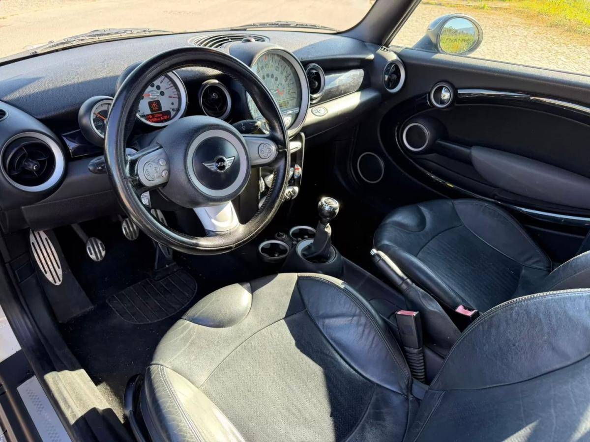 mini-cabrio-2010-gasolina-1598cc