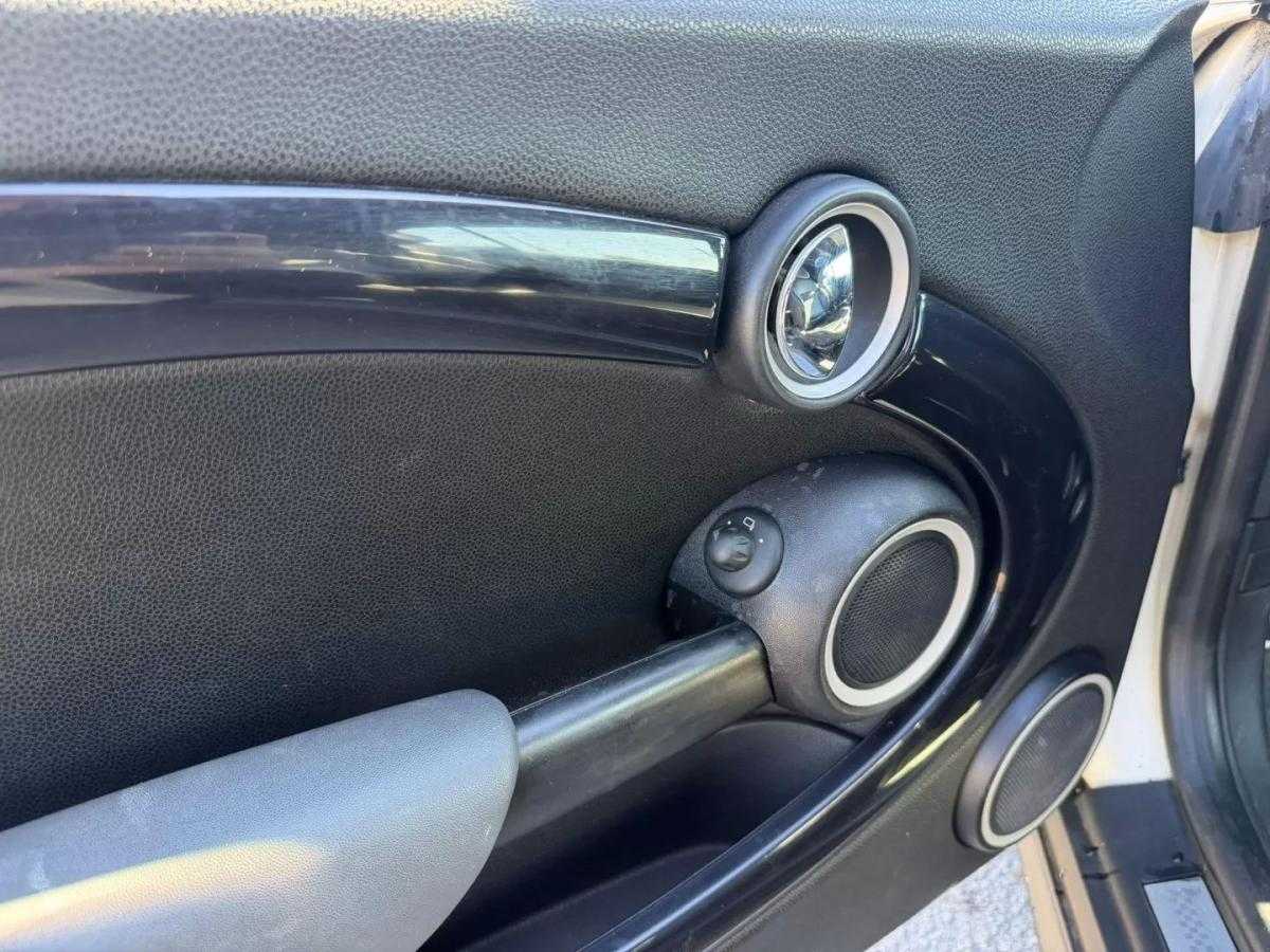 mini-cabrio-2010-gasolina-1598cc