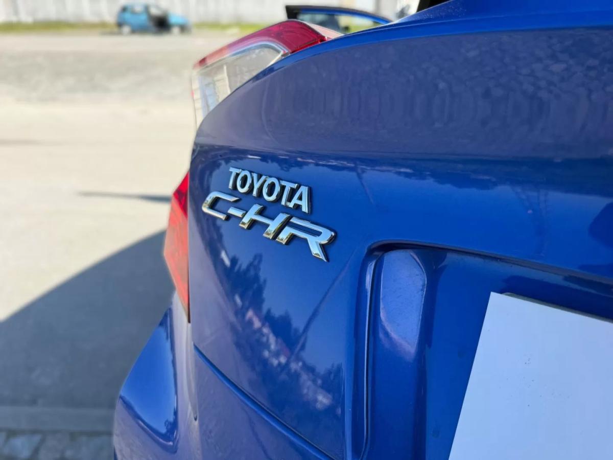 toyota-c-hr-2019-hibrido-a-gasolina-1798cc