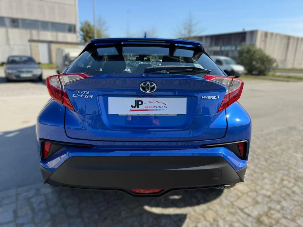 toyota-c-hr-2019-hibrido-a-gasolina-1798cc
