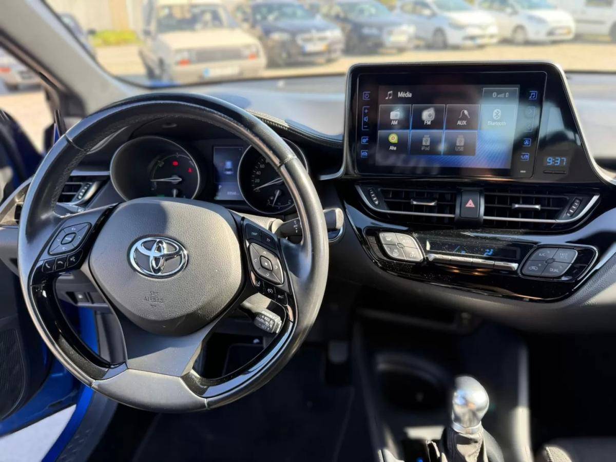 toyota-c-hr-2019-hibrido-a-gasolina-1798cc