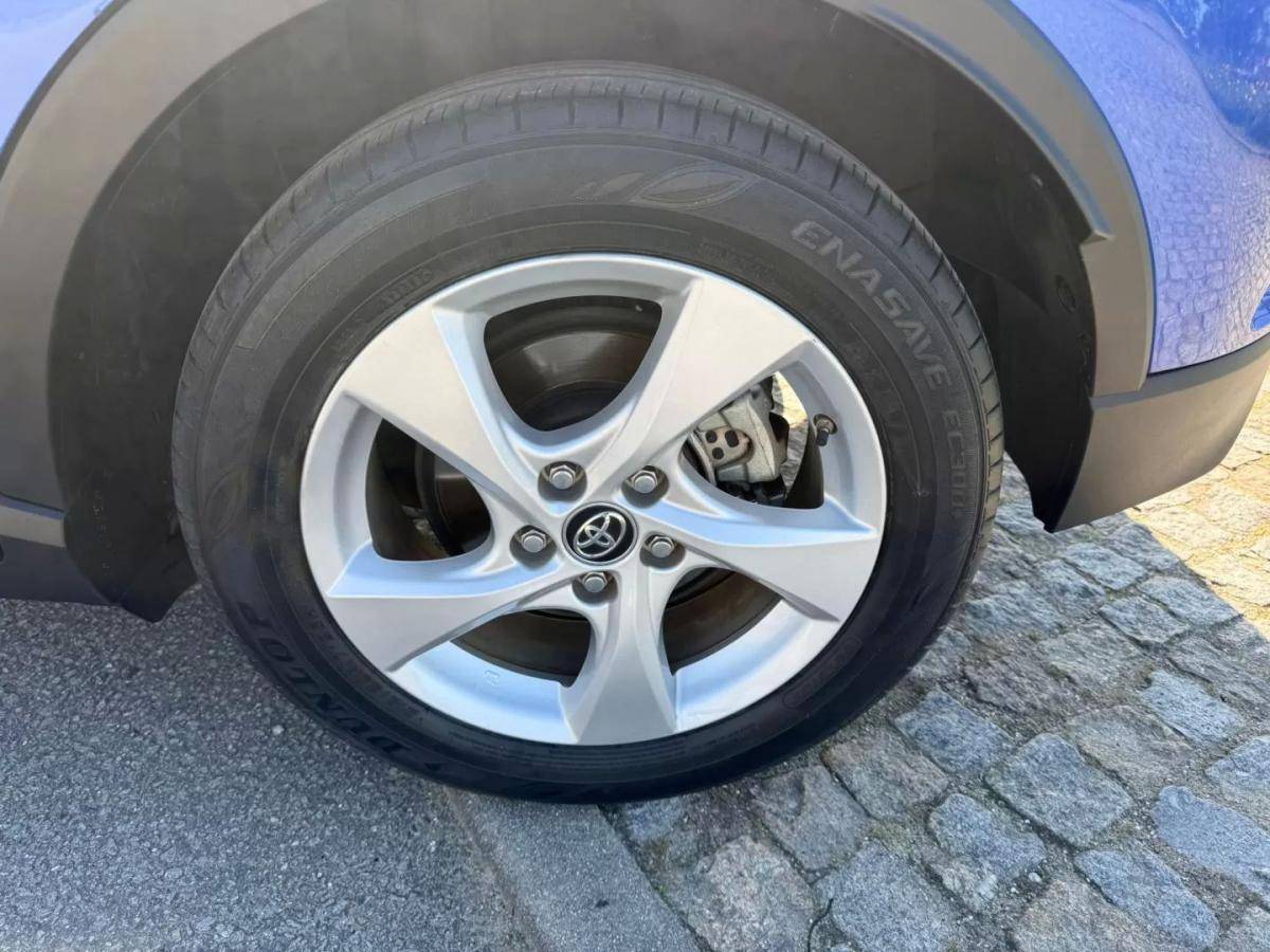 toyota-c-hr-2019-hibrido-a-gasolina-1798cc