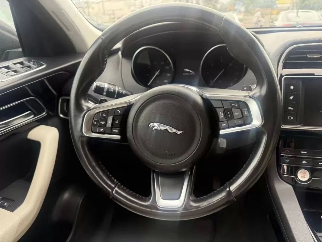 jaguar-f-pace-2017-diesel-1999cc