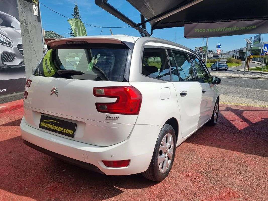 citroen-c4-grand-picasso-2014-diesel-1560cc