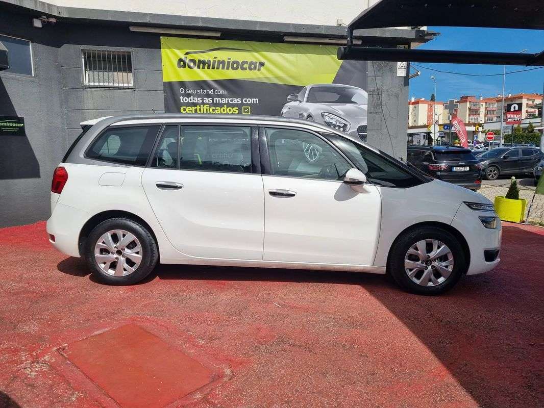 citroen-c4-grand-picasso-2014-diesel-1560cc
