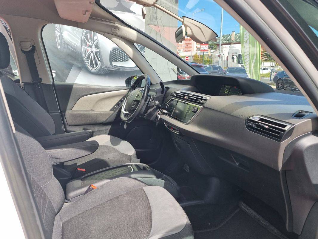 citroen-c4-grand-picasso-2014-diesel-1560cc