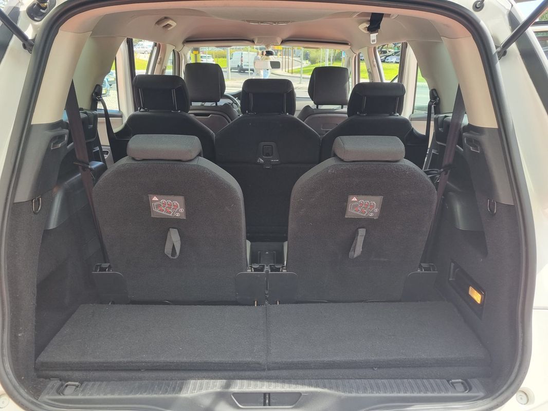 citroen-c4-grand-picasso-2014-diesel-1560cc