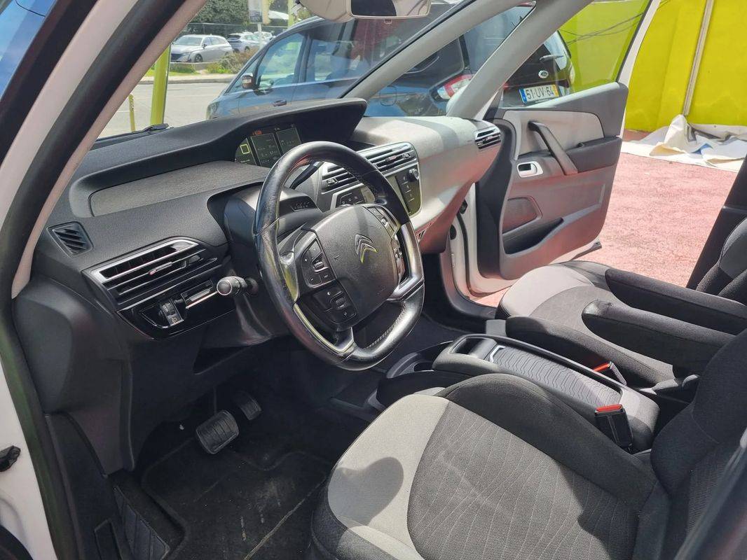 citroen-c4-grand-picasso-2014-diesel-1560cc