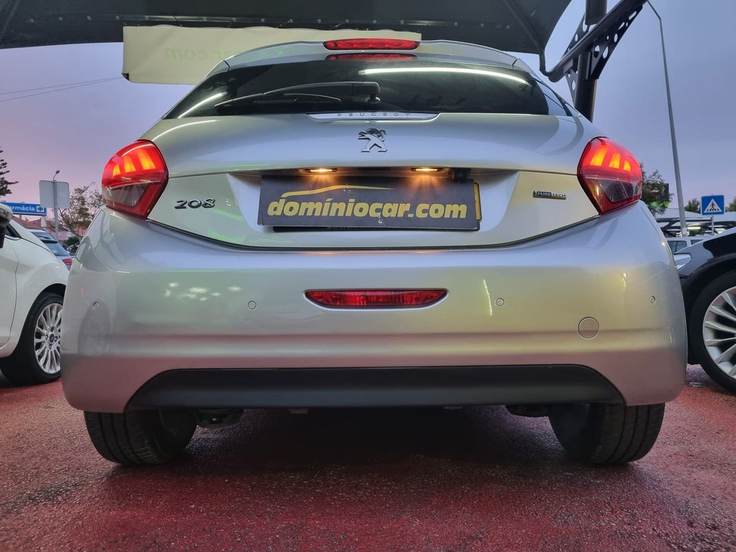 peugeot-208-2016-gasolina-1199cc