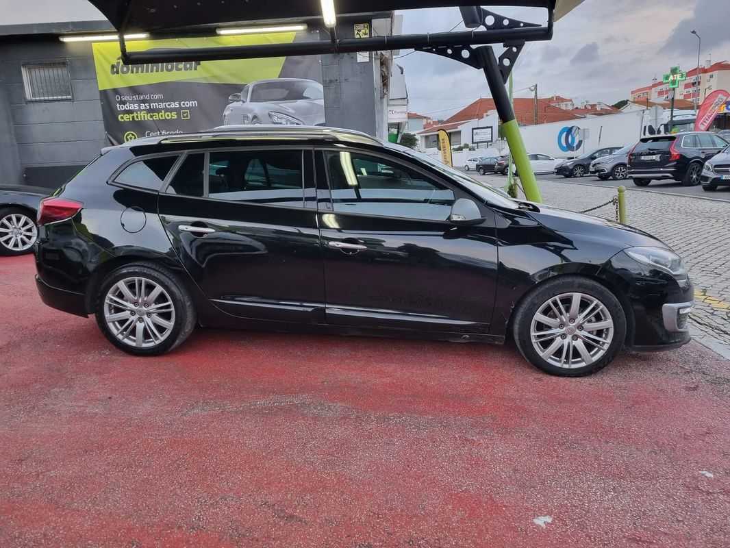 renault-megane-sport-tourer-2015-diesel-1461cc