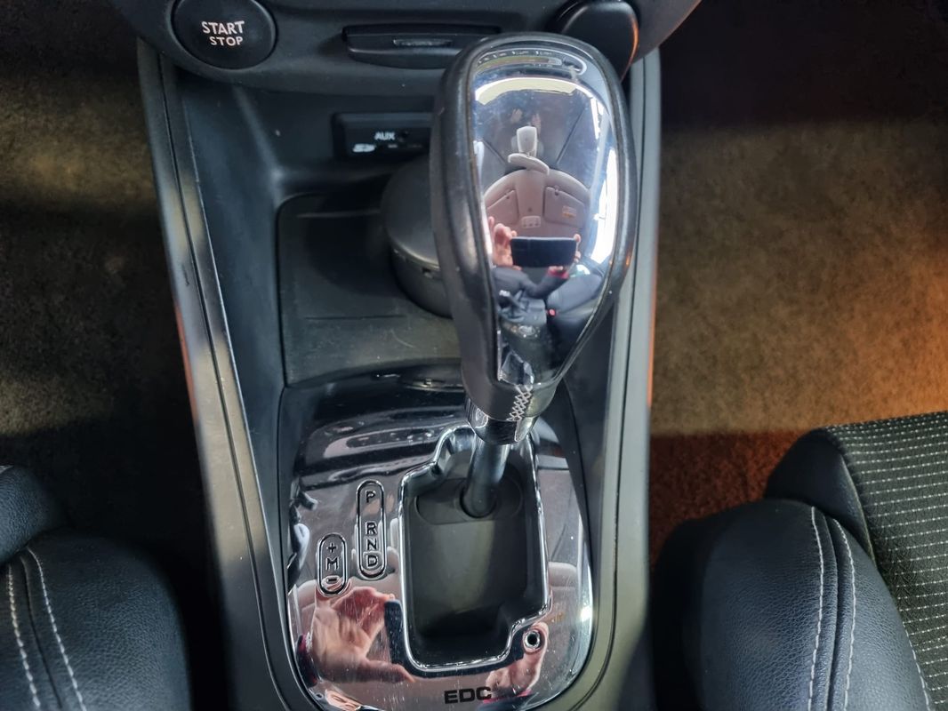 renault-megane-sport-tourer-2015-diesel-1461cc